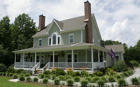 Seven Oaks Bed & Breakfast